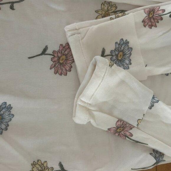 Carter's Baby Girl 2-Pack PurelySoft Sleeper Gowns - Newborn - NWOT - Picture 8 of 9